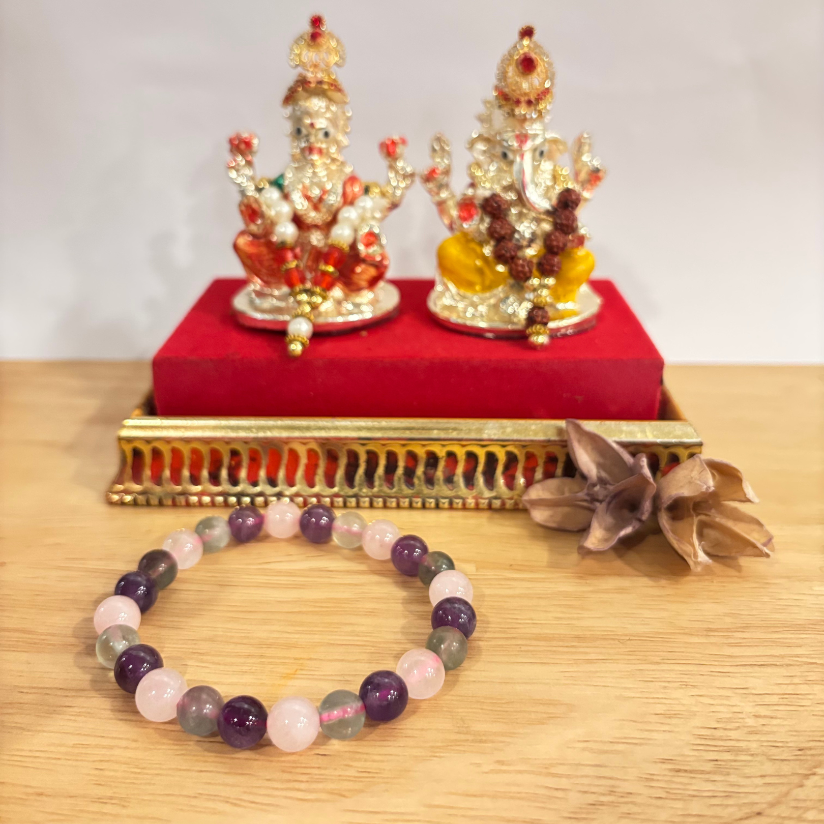 Pisces Bracelet: Feb 19- Mar 20